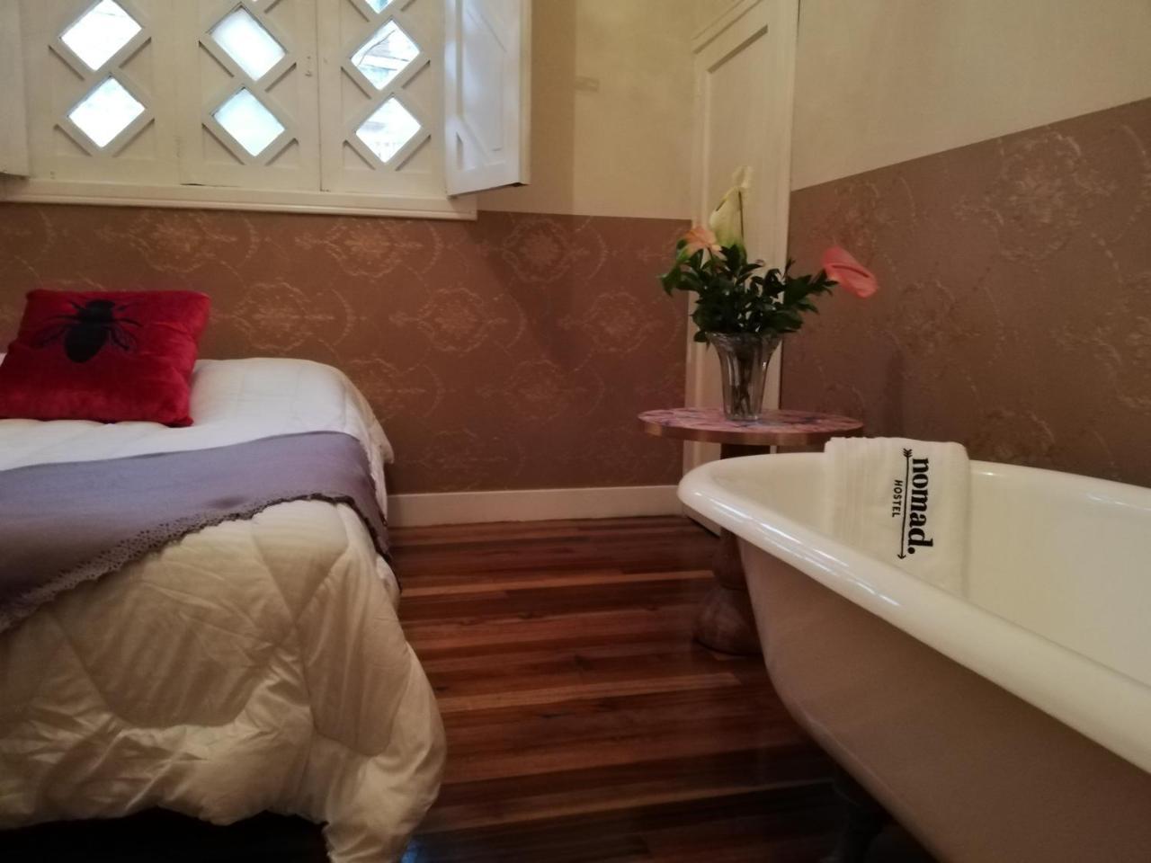 Nomad Hostel Medellín Exteriör bild