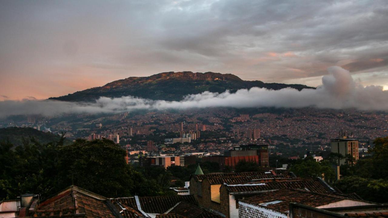 Nomad Hostel Medellín Exteriör bild